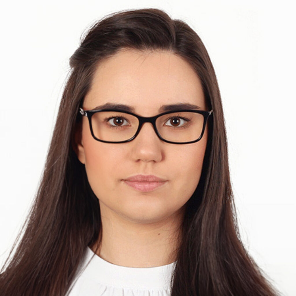 Milena Jóźwiak - asystentka agenta ubezpieczeniowego, PełnoPolis